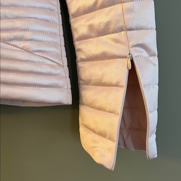 GUESS pink puffer jacket size XS NWOT - Picture 13 of 15